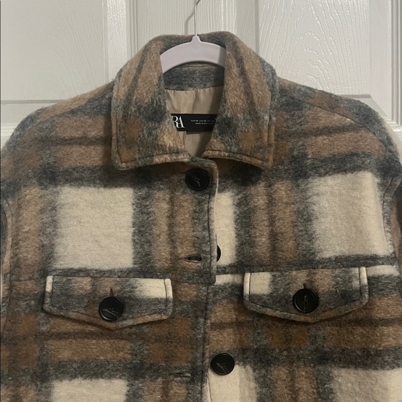 Textured Plaid Shirt Jacket - Picture 3 of 5